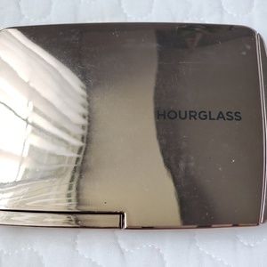 Hourglass Ambient Lighting Palette